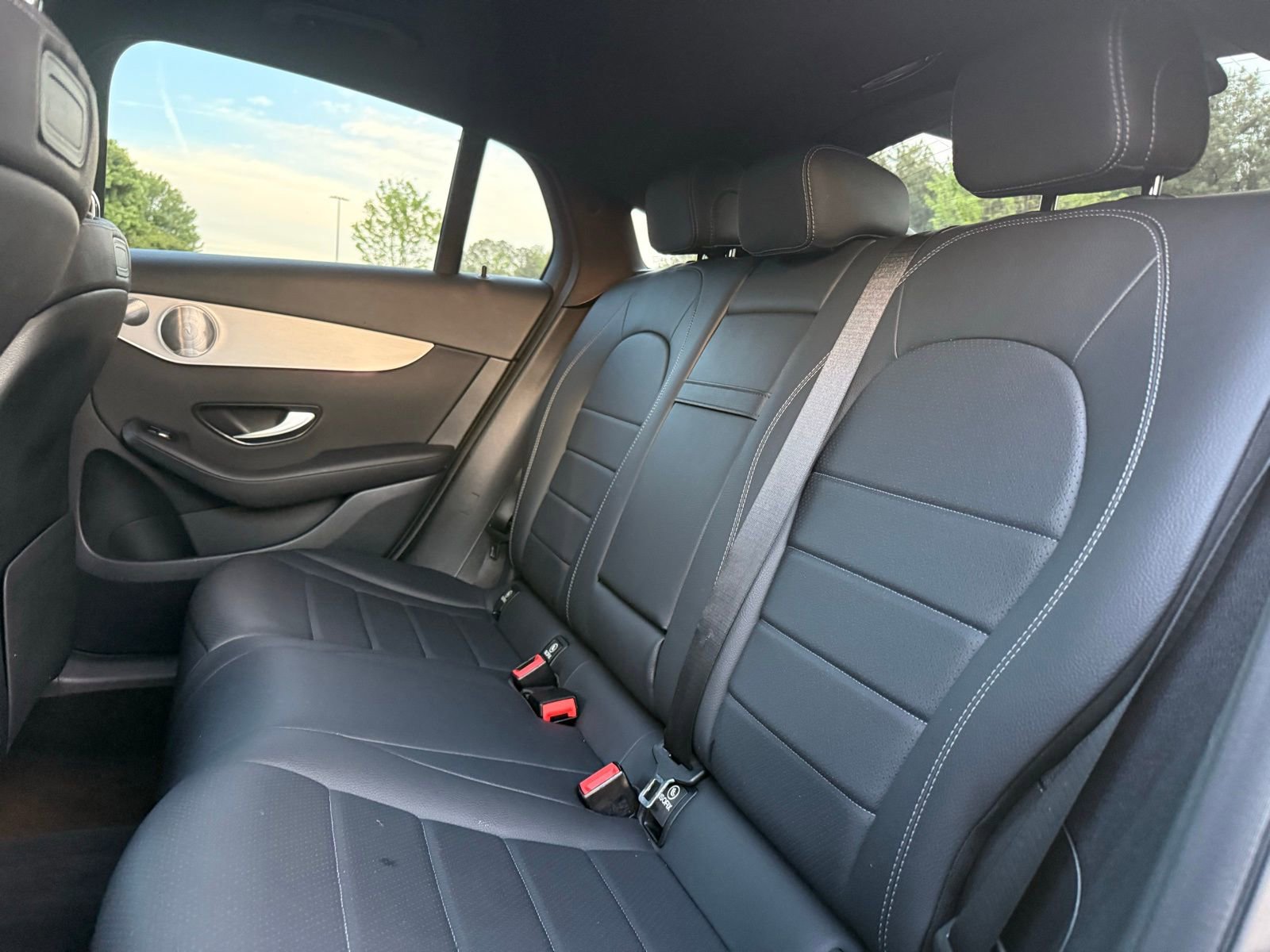 Used 2019 Mercedes-Benz GLC 300 4MATIC Coupe image 27