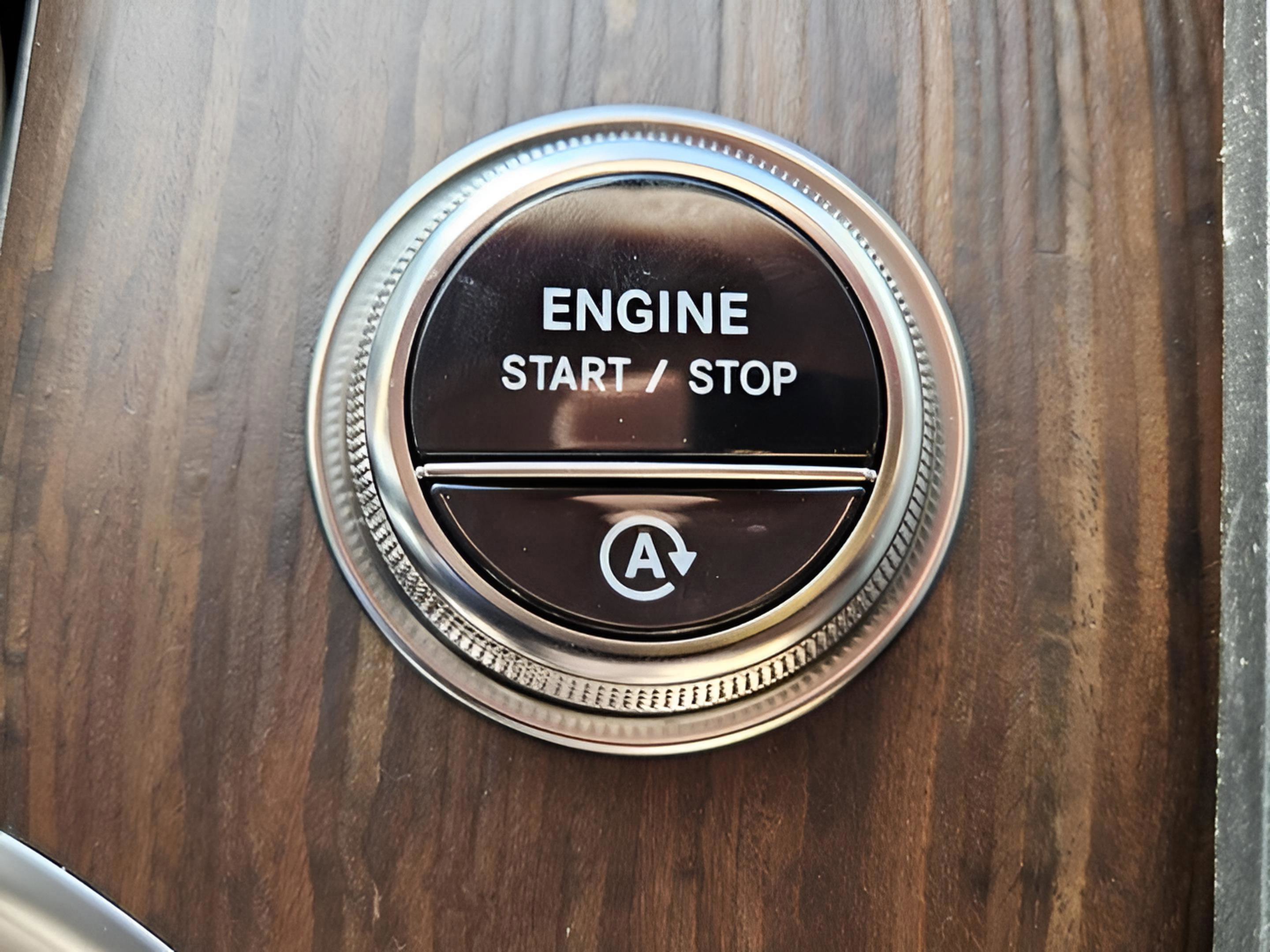 New 2026 Mercedes-Benz GLC 300 image 25