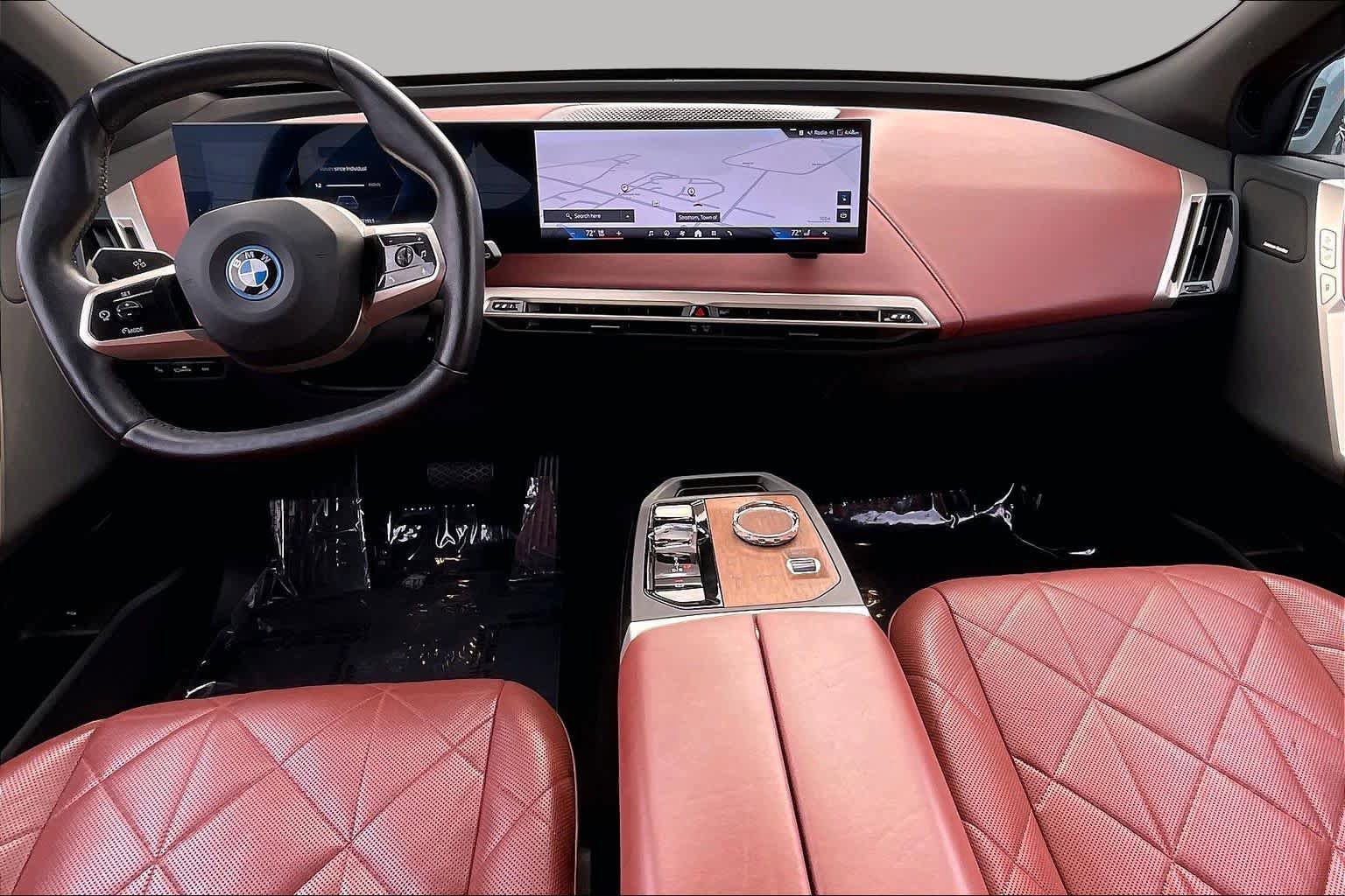Certified 2024 BMW iX xDrive50 w/ Premium Package AWD/4WD image 15