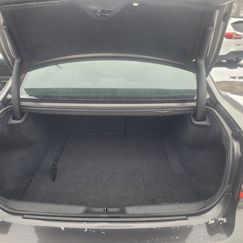 Used 2018 Dodge Charger GT image 30