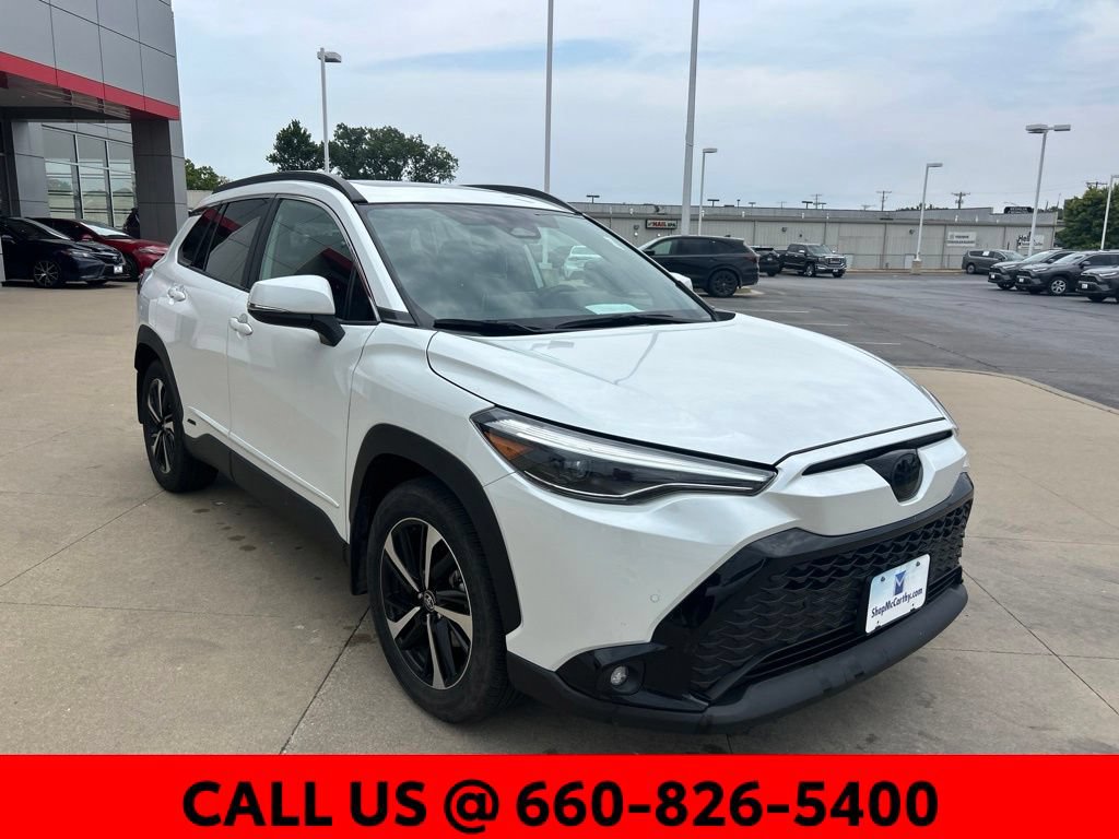 Used 2024 Toyota Corolla Cross AWD Hybrid w/ Convenience Package image 4