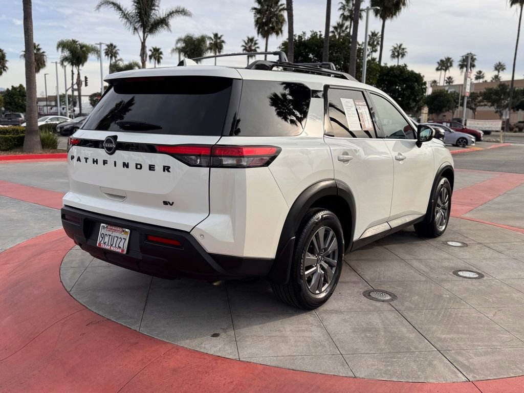Certified 2022 Nissan Pathfinder SV w/ SV Black Package image 8