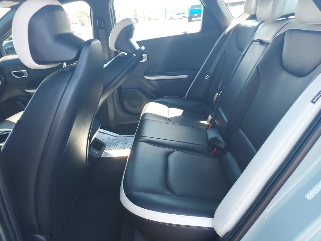 Used 2025 Kia K4 GT-Line w/ GT-Line Premium Package FWD image 14