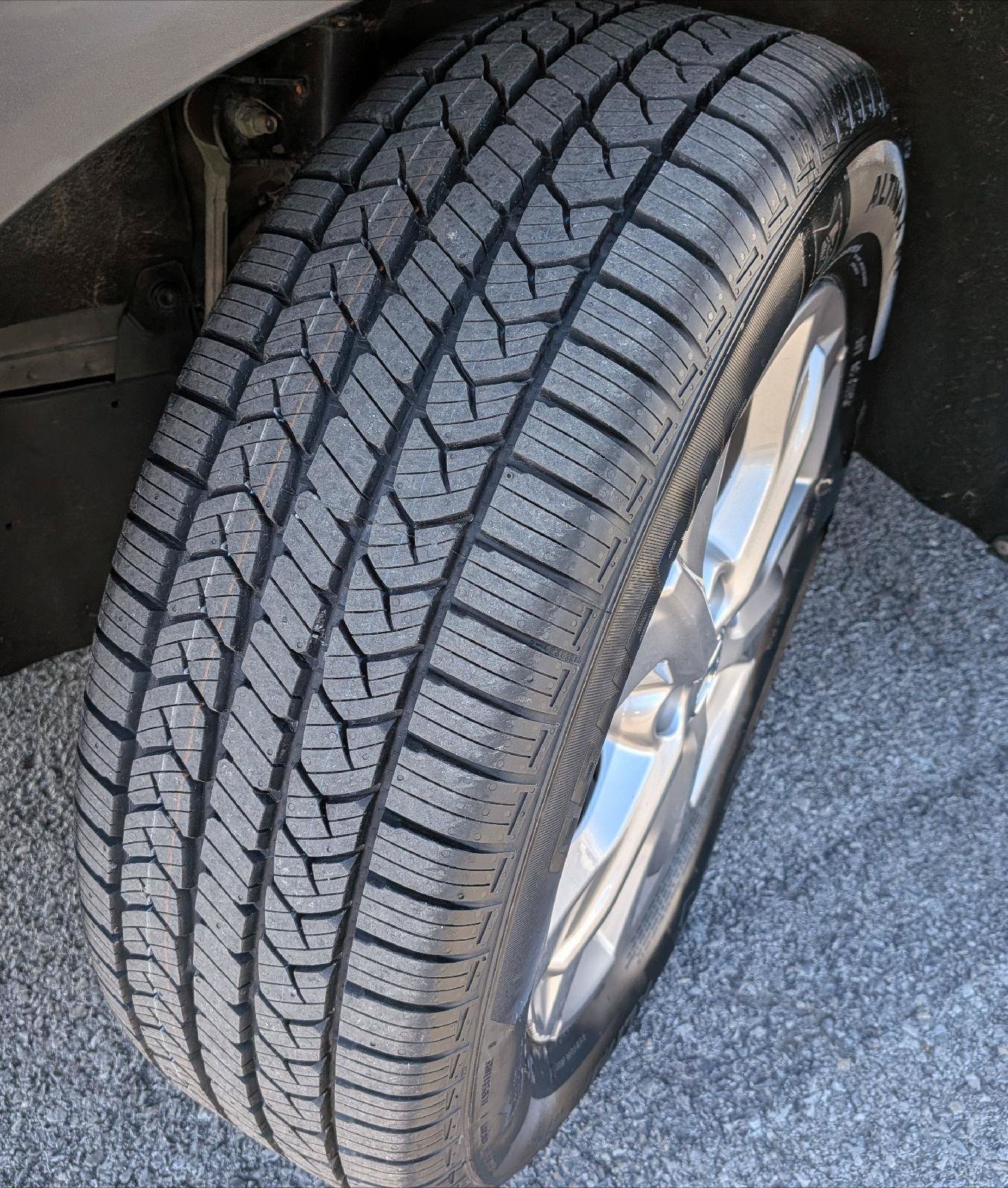 Certified 2025 Honda HR-V LX image 12
