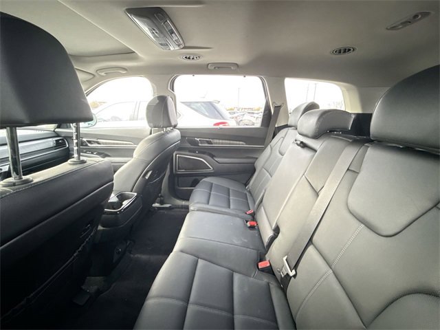 Used 2023 Kia Telluride EX image 10