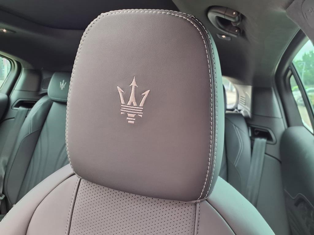 New 2025 Maserati Grecale GT image 17