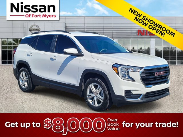 Used 2024 GMC Terrain SLE w/ Driver Convenience Package FWD image 1
