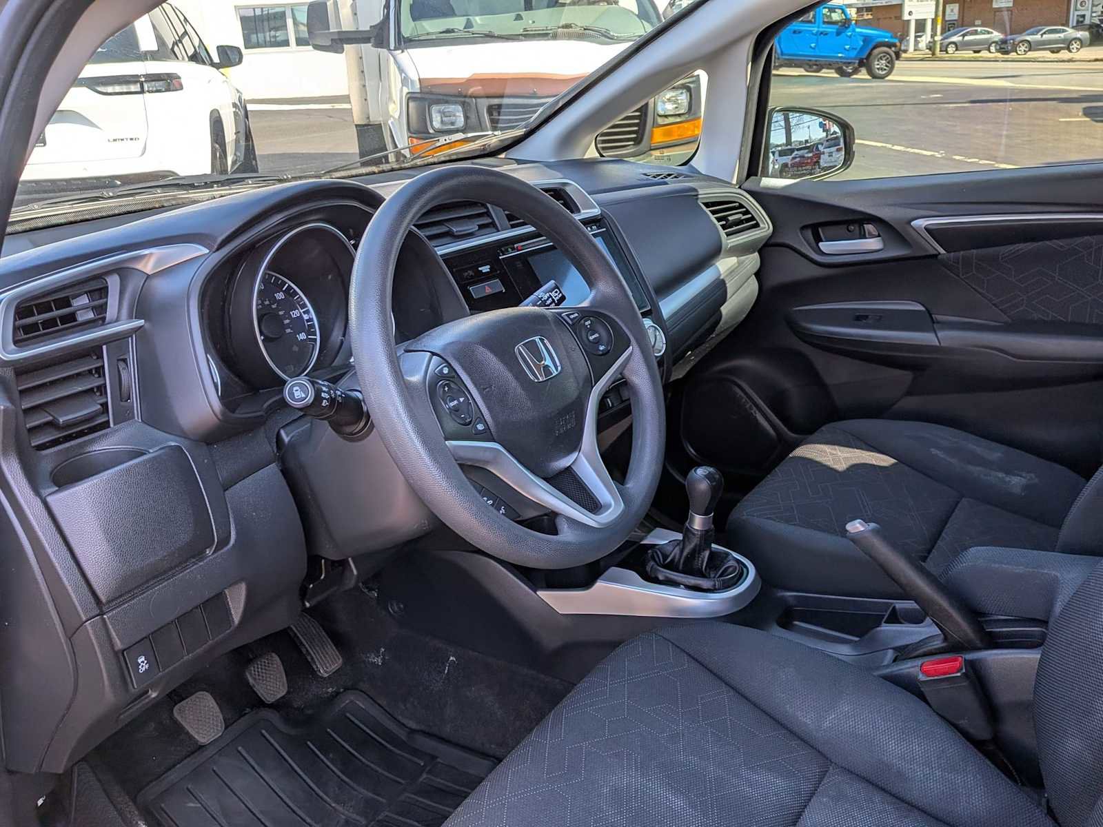 Used 2017 Honda Fit EX image 9