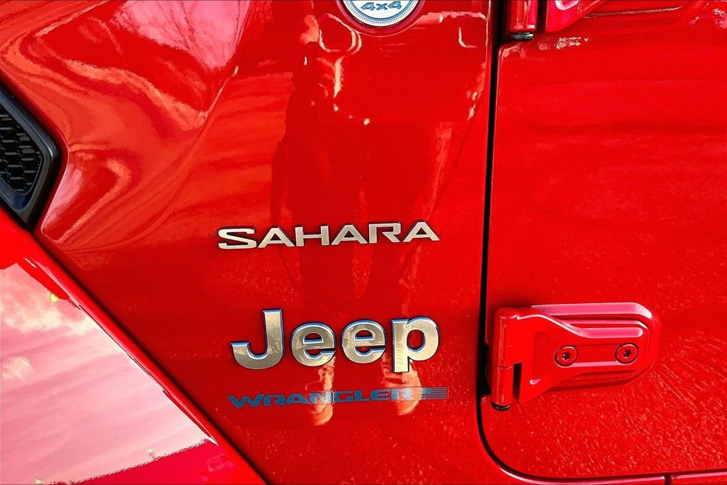 Used 2023 Jeep Wrangler Unlimited Sahara w/ Cold Weather Group image 22