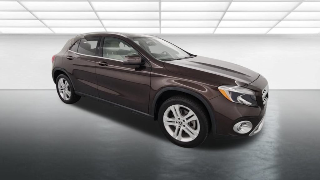Used 2018 Mercedes-Benz GLA 250 4MATIC image 9