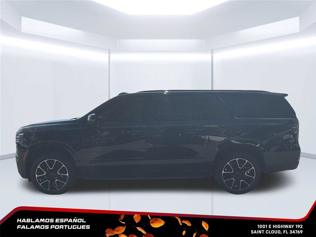 Certified 2026 Chevrolet Suburban RST w/ Comfort Package AWD/4WD image 4