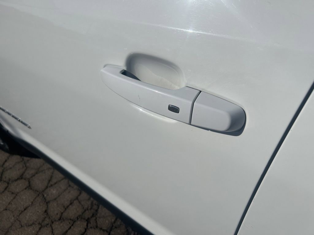 Used 2020 GMC Acadia SLT w/ Premium Package image 21