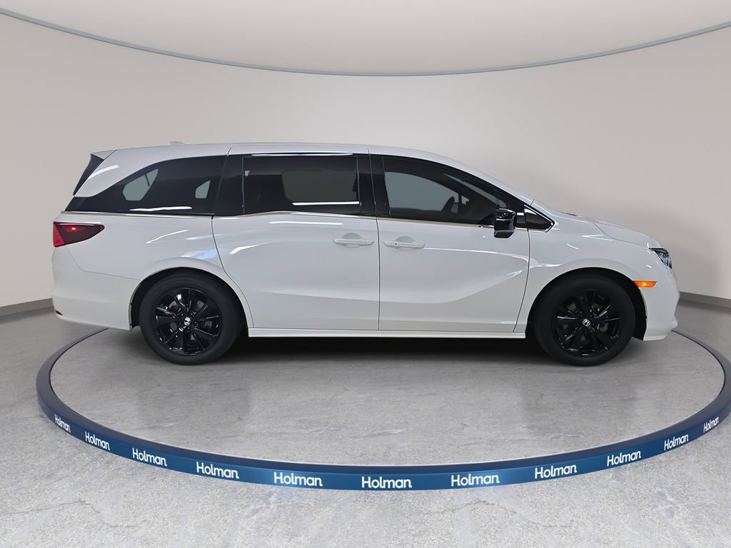 Used 2023 Honda Odyssey Sport image 6