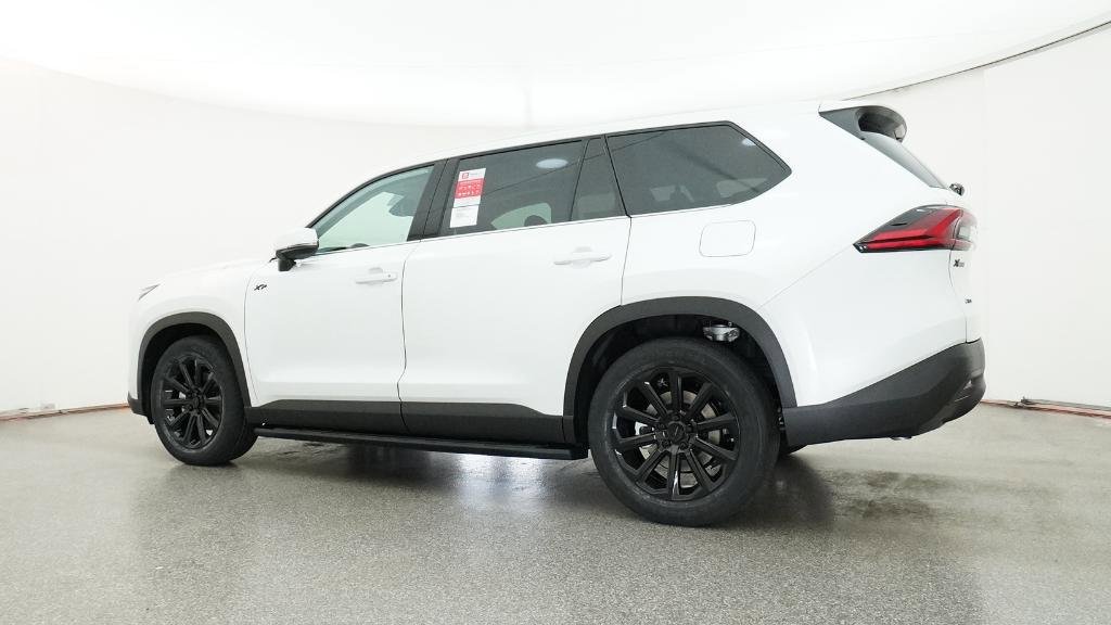 New 2026 Toyota Grand Highlander XLE FWD image 6