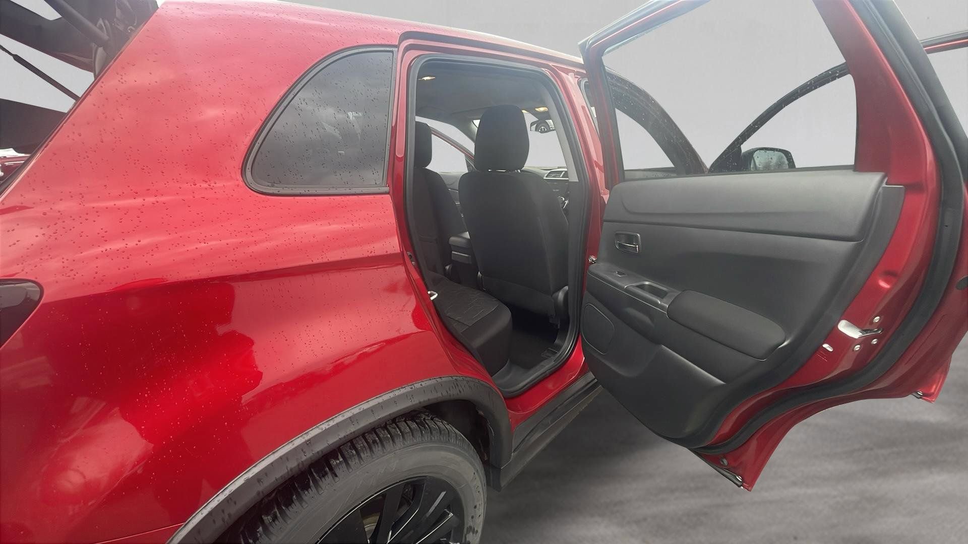 Used 2021 Mitsubishi Outlander Sport LE image 18