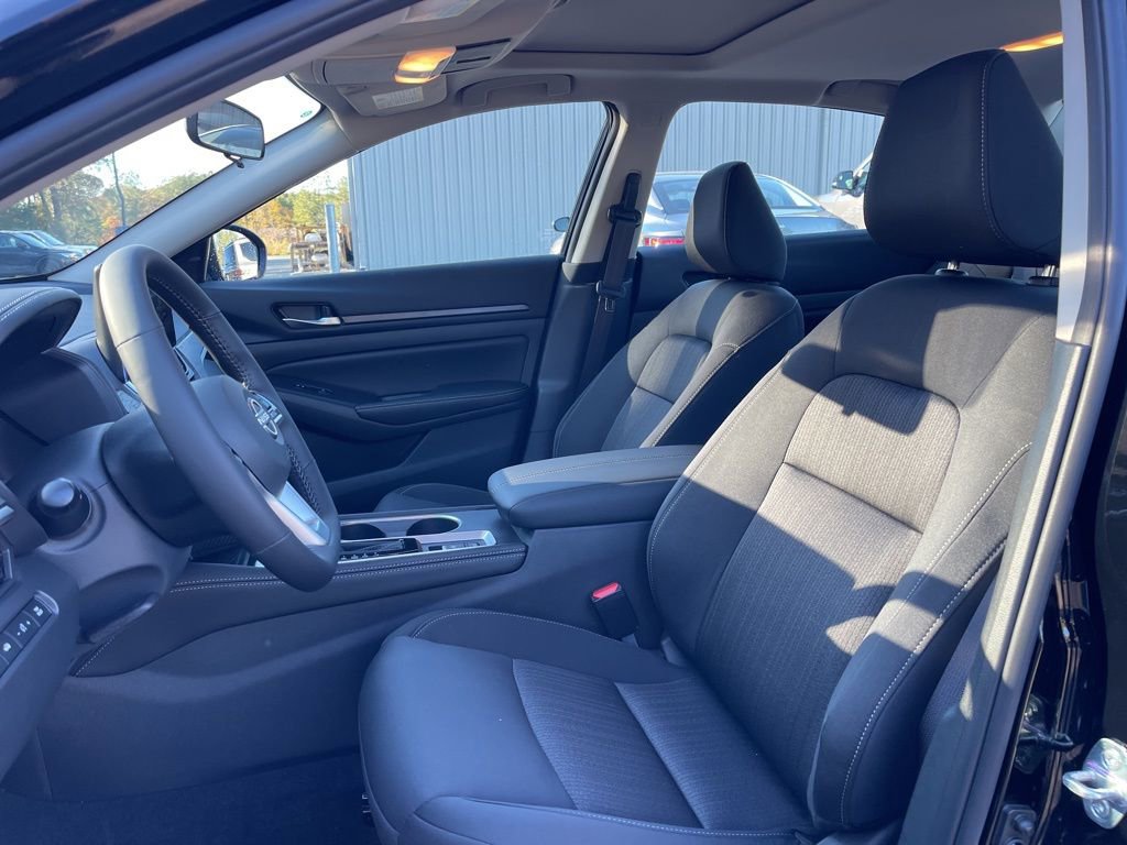 New 2025 Nissan Altima 2.5 SV w/ SV Premium Package image 16