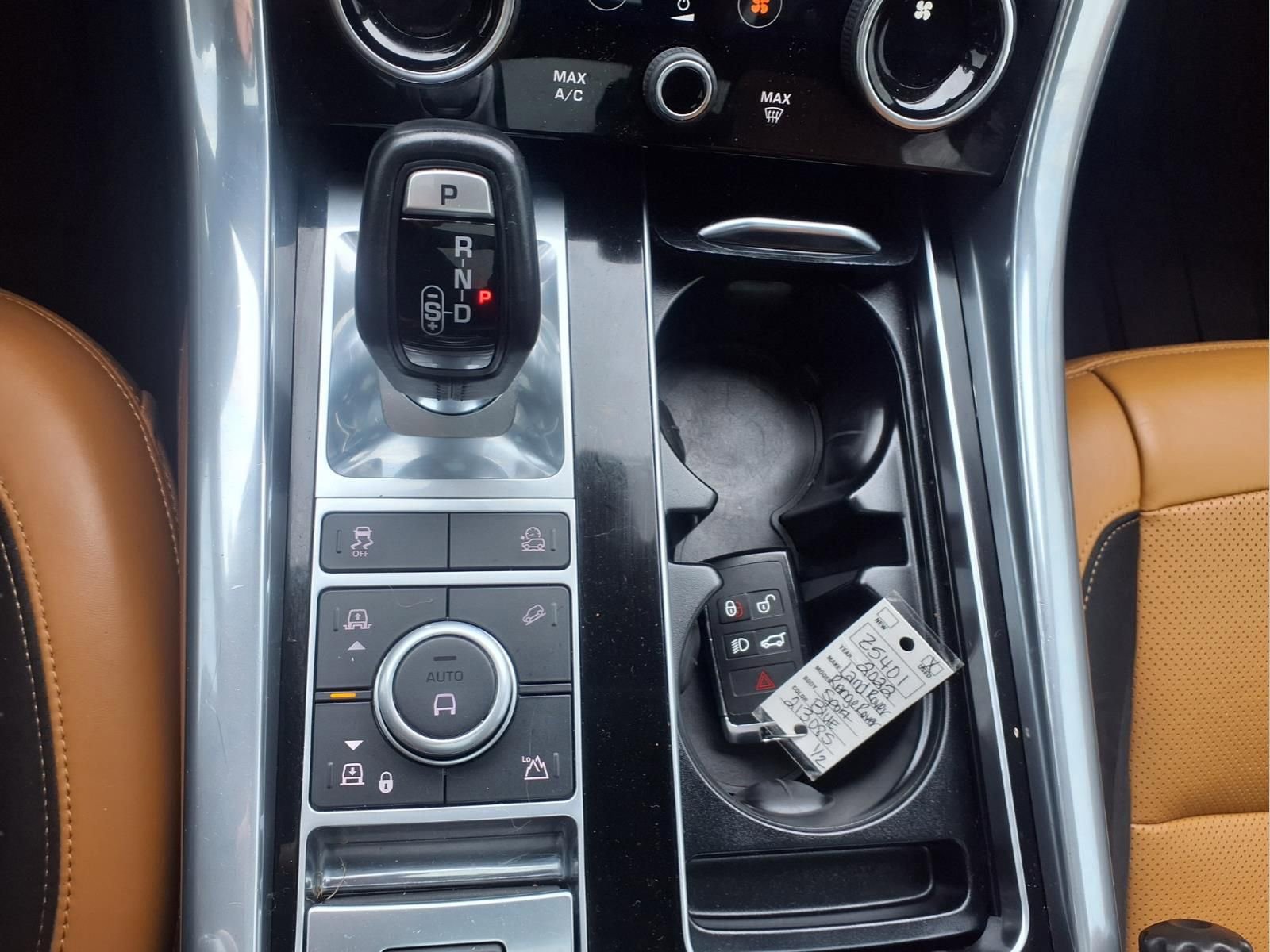 Used 2022 Land Rover Range Rover Sport HSE Dynamic image 9