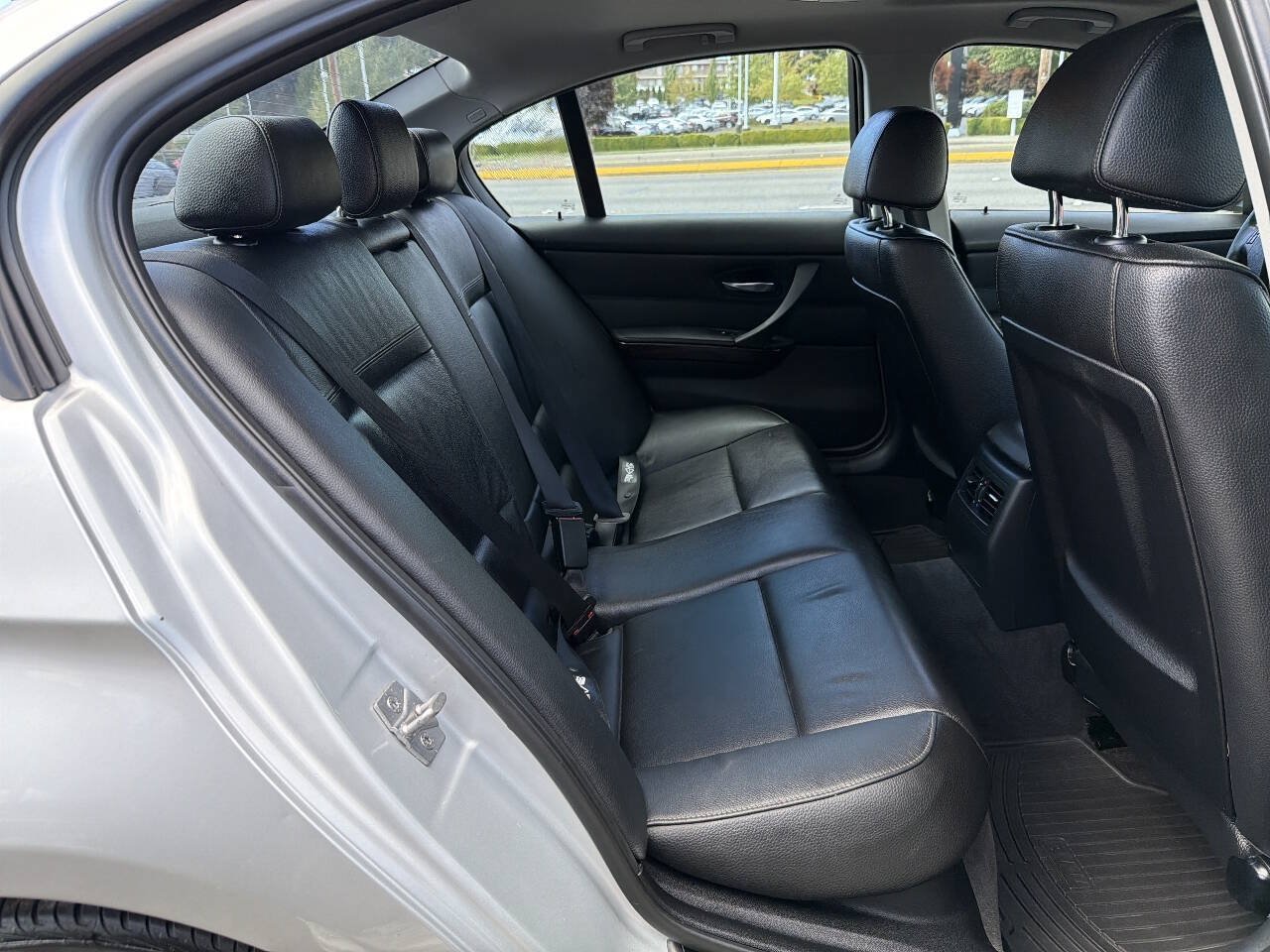Used 2011 BMW 328i xDrive Sedan AWD/4WD image 23