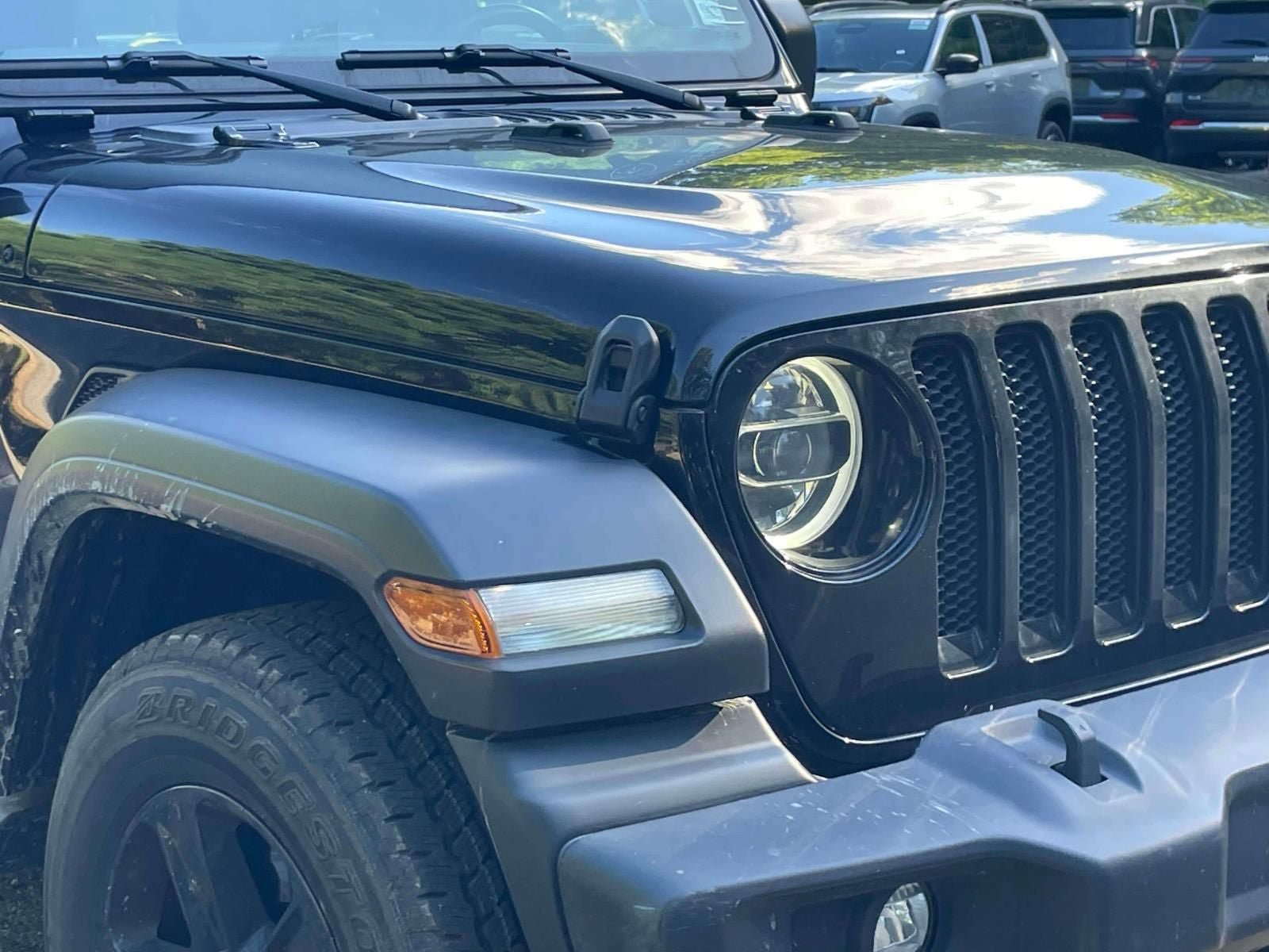 Used 2022 Jeep Wrangler Unlimited Sport AWD/4WD image 9