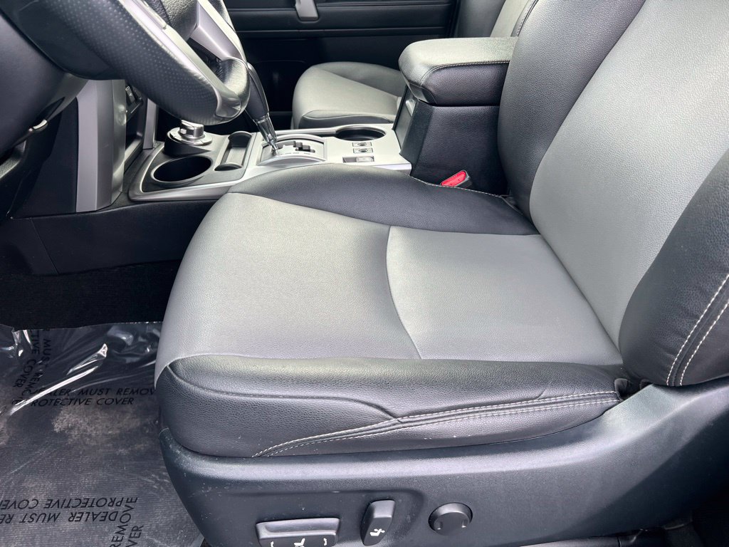 Used 2021 Toyota 4Runner SR5 Premium AWD/4WD image 27