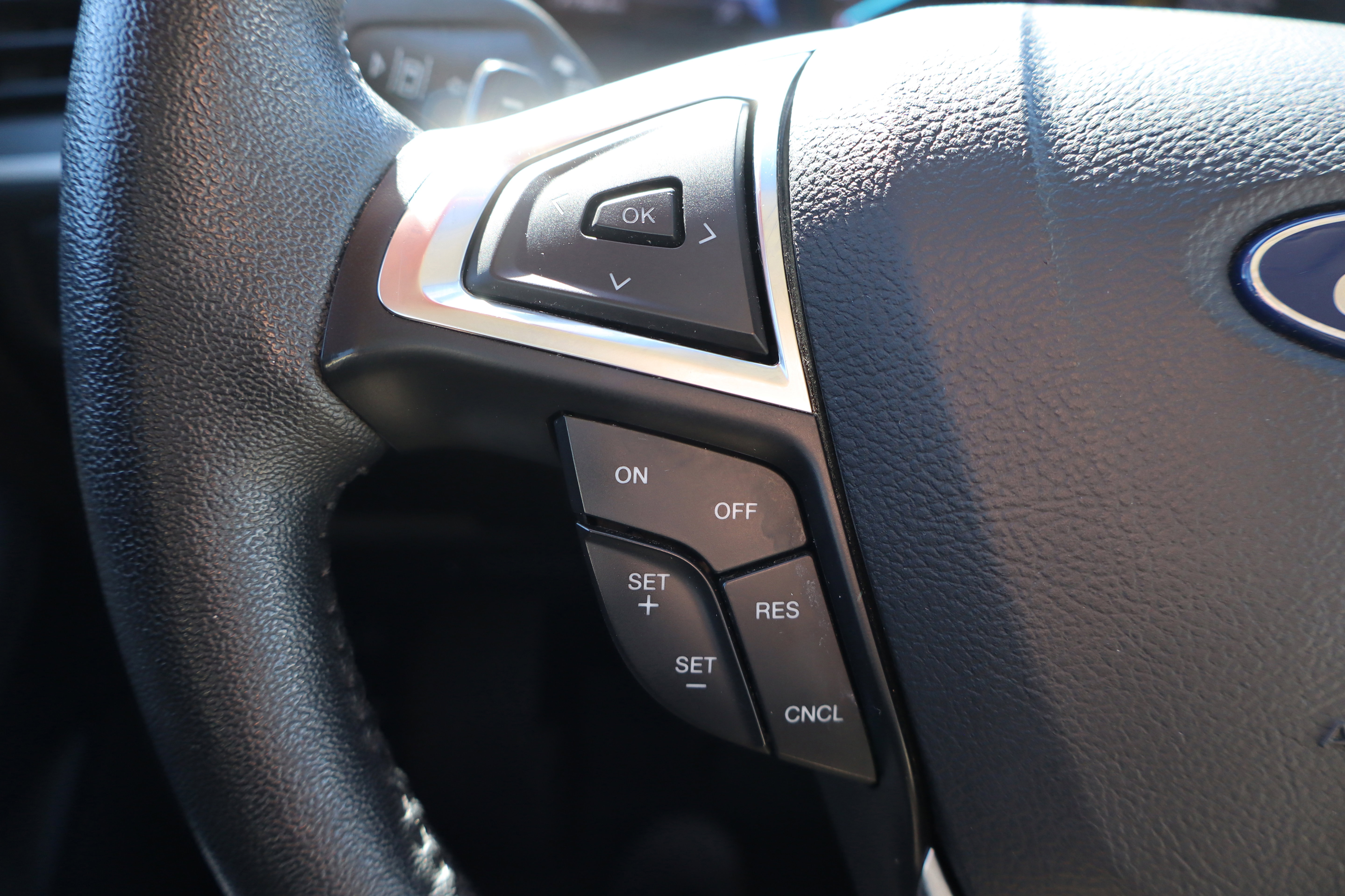 Used 2020 Ford Edge SEL w/ Convenience Package image 15