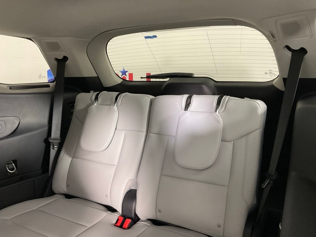 New 2026 Ford Explorer Platinum w/ LUX Leather Package AWD/4WD image 17