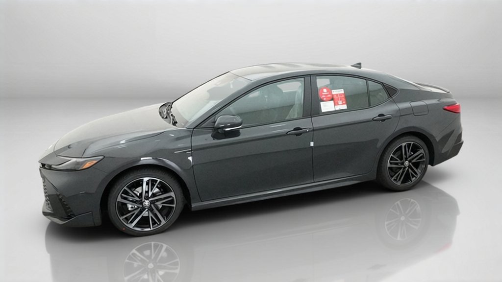 New 2027 Toyota Camry XSE FWD image 3