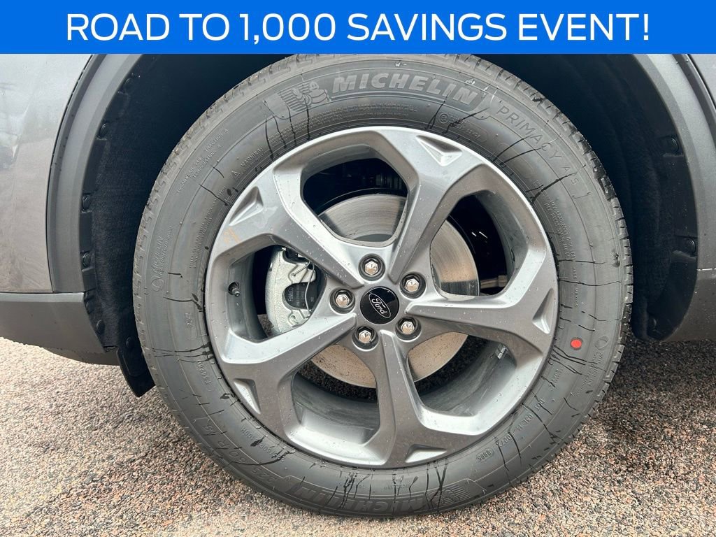 New 2025 Ford Escape ST-Line Elite w/ Class II Trailer Tow Package image 37