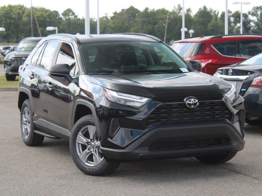Used 2025 Toyota RAV4 LE AWD/4WD image 20