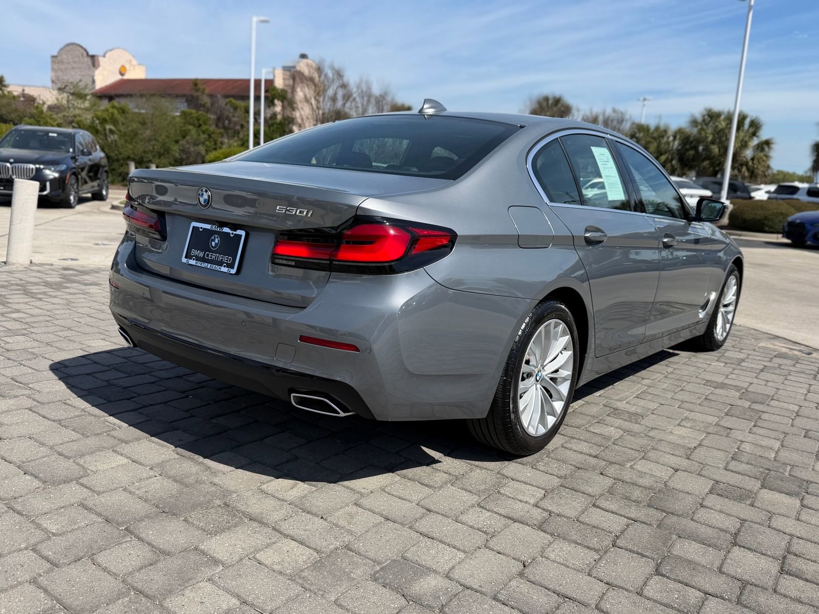 Certified 2023 BMW 530i w/ Premium Package image 9