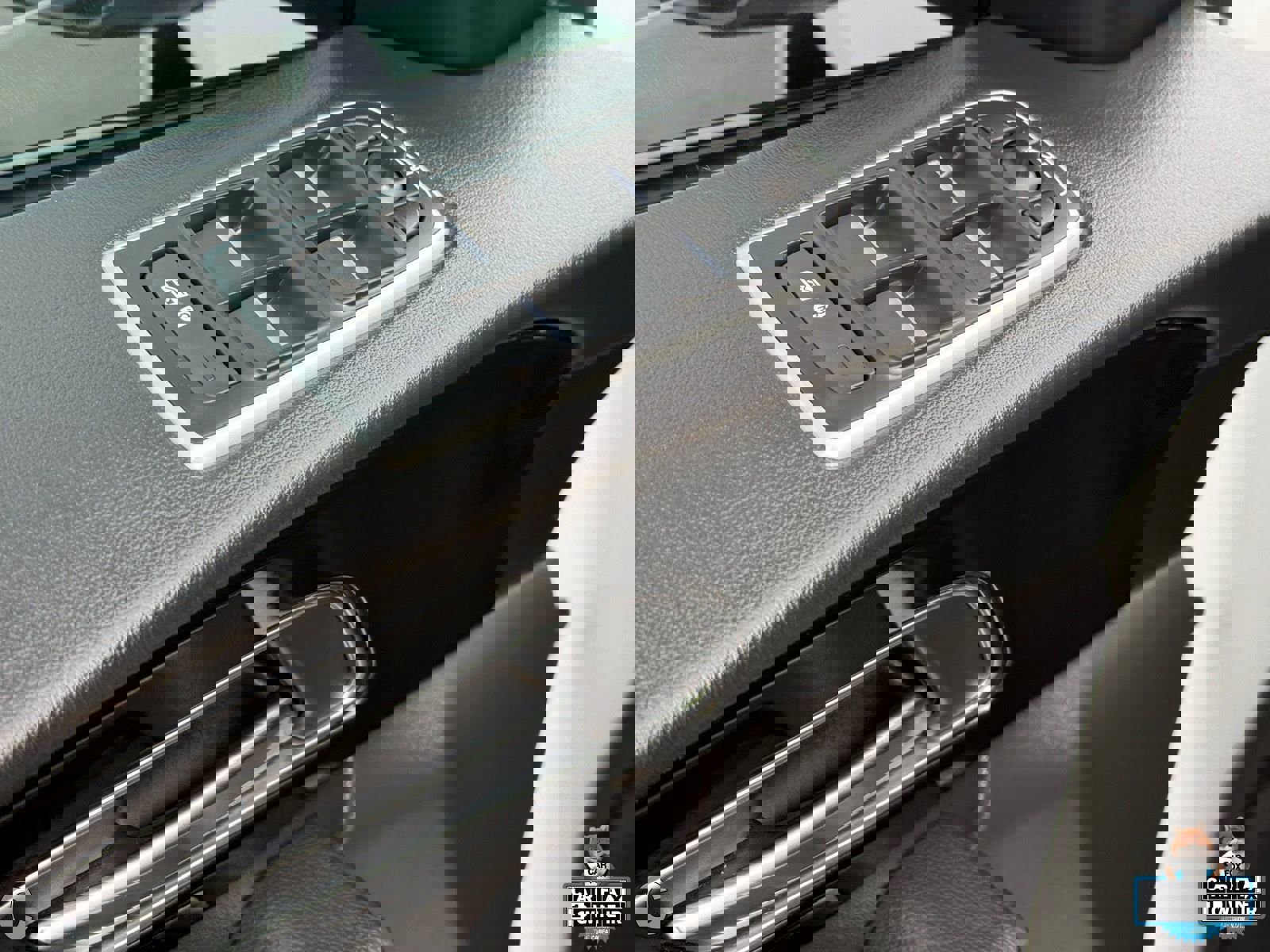 Used 2020 Jaguar F-PACE Prestige image 18