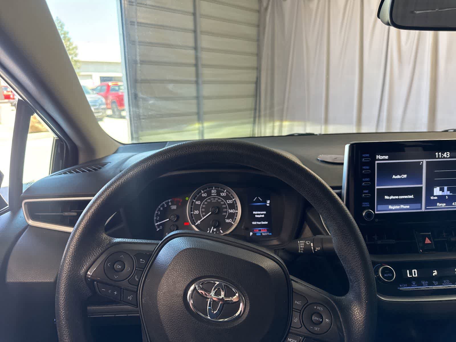 Used 2021 Toyota Corolla LE w/ Carpet Mat Package (TMS) FWD image 24