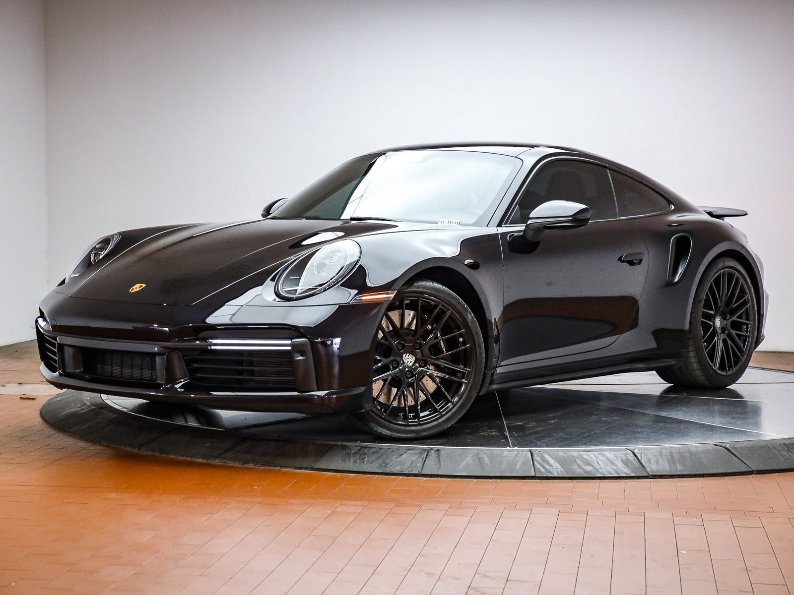 Used 2022 Porsche 911 Turbo image 1