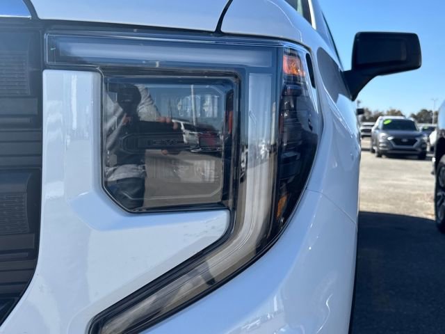 Used 2025 GMC Sierra 1500 Pro w/ Pro Value Package image 7