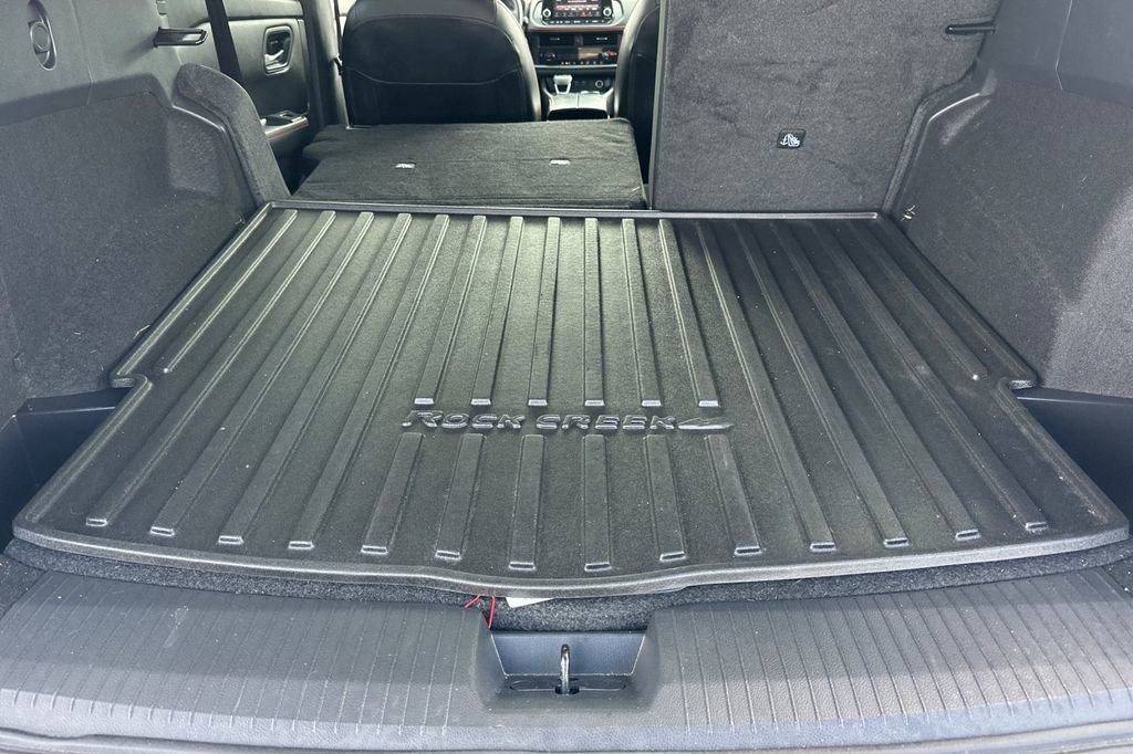 Used 2025 Nissan Rogue SV w/ Rock Creek Premium Package image 15
