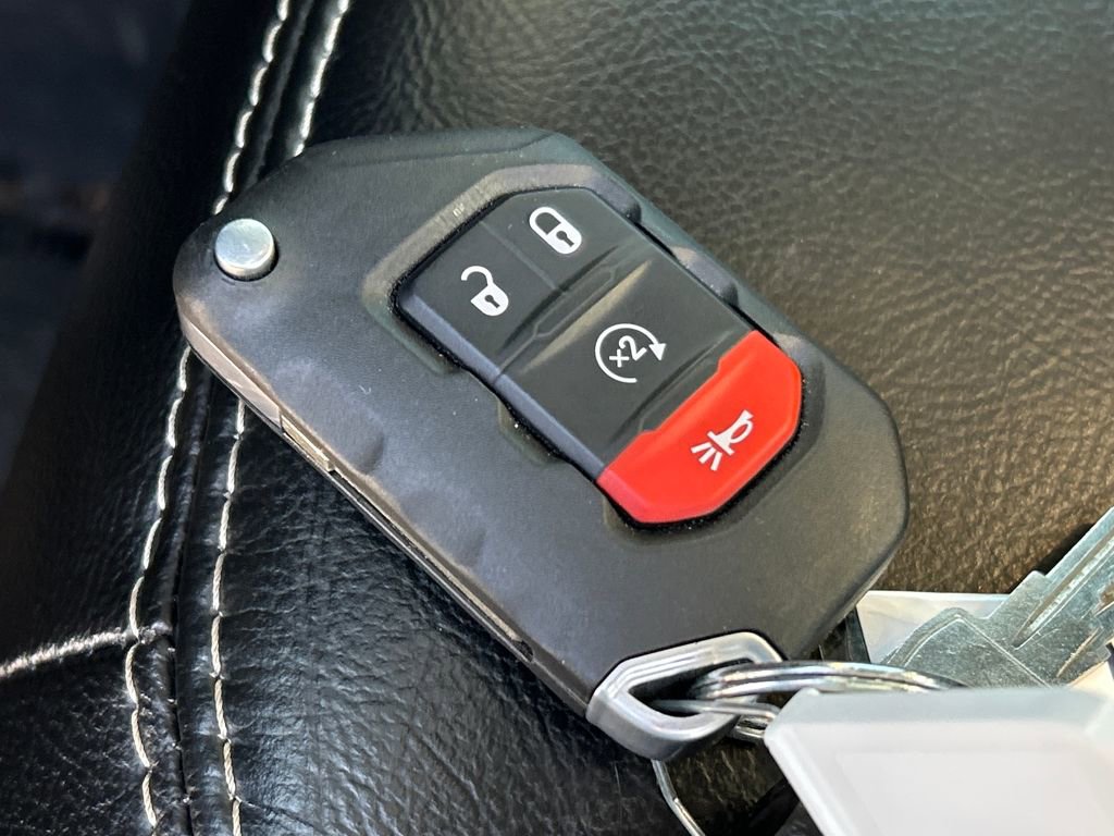 Used 2020 Jeep Gladiator Overland image 31