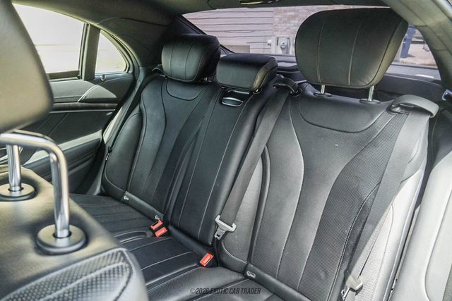Used 2017 Mercedes-Benz S 550 4MATIC Sedan image 31