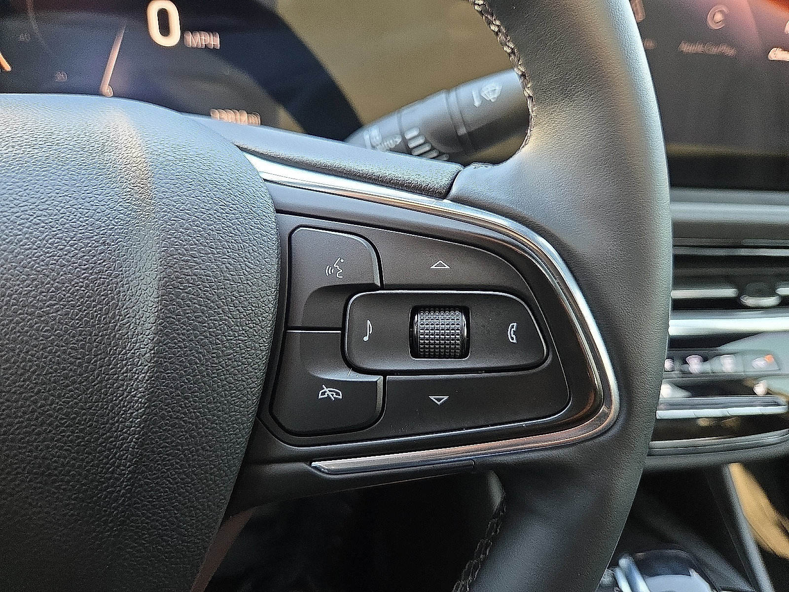 Used 2025 Buick Envista Avenir FWD image 24