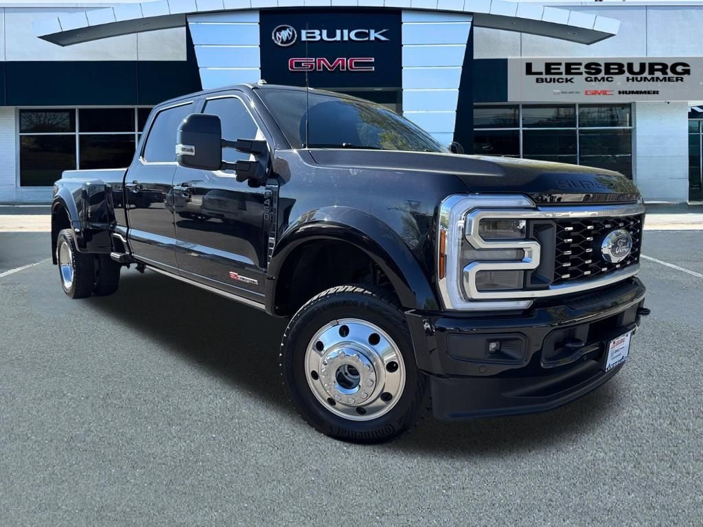 Used 2025 Ford F450 Platinum w/ FX4 Off-Road Package AWD/4WD video 1