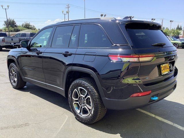New 2023 Jeep Grand Cherokee Trailhawk w/ Luxury Tech Group III AWD/4WD image 23