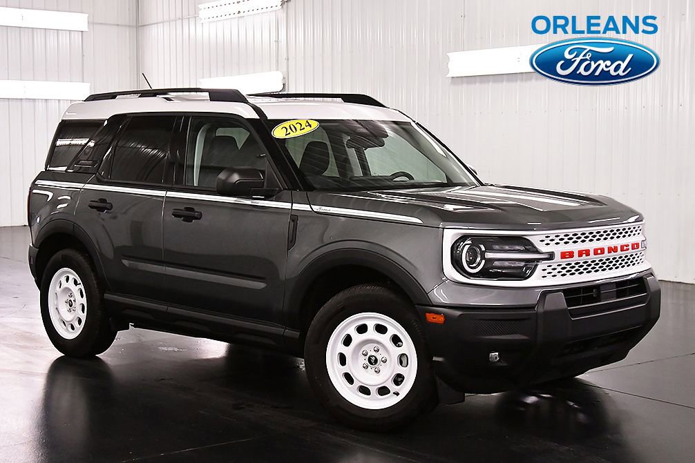 Used 2025 Ford Bronco Sport Heritage w/ Convenience Package image 1