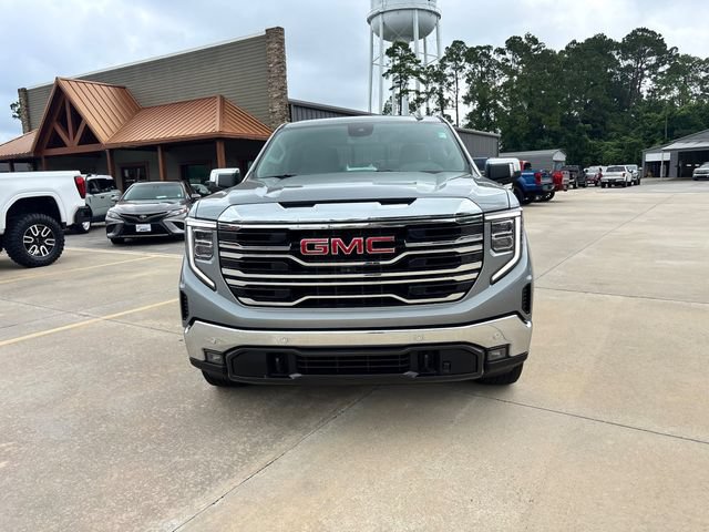 Used 2023 GMC Sierra 1500 SLT w/ SLT Premium Plus Package AWD/4WD image 2