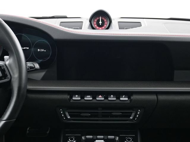 Certified 2022 Porsche 911 Carrera GTS RWD image 9