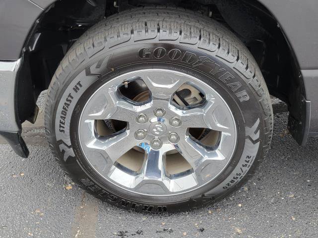Used 2020 RAM 1500 Big Horn AWD/4WD image 5