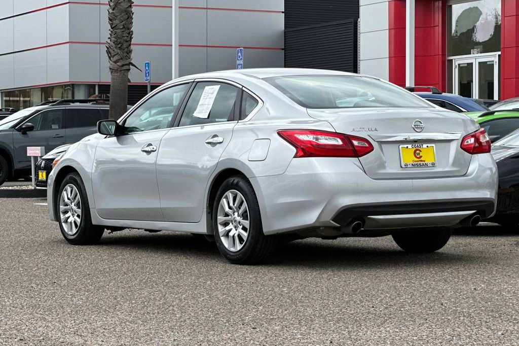 Used 2016 Nissan Altima 2.5 S w/ Power Driver Seat Package image 6