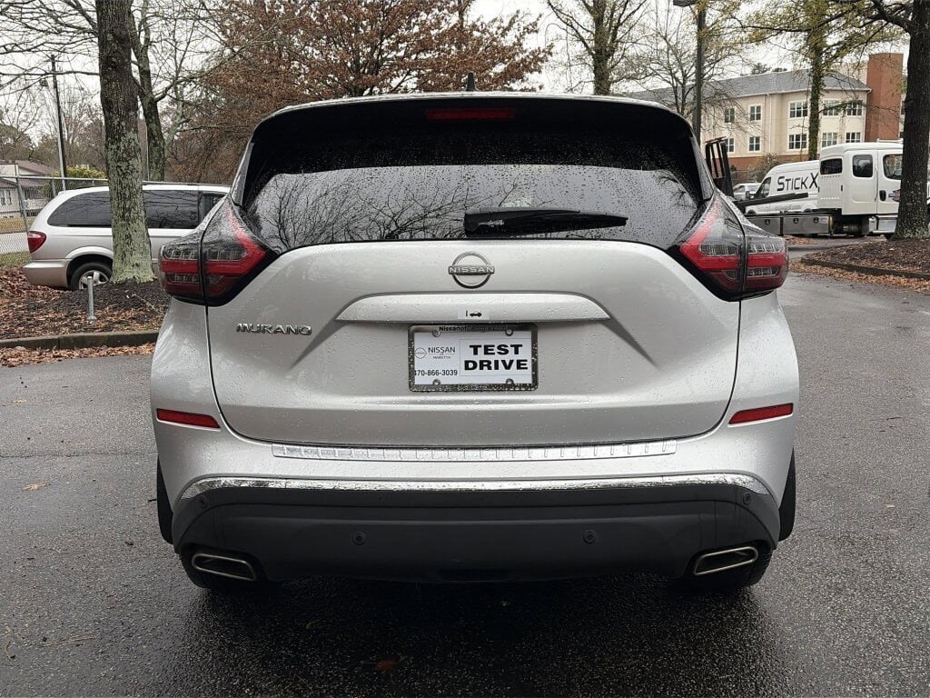 Used 2023 Nissan Murano S image 4