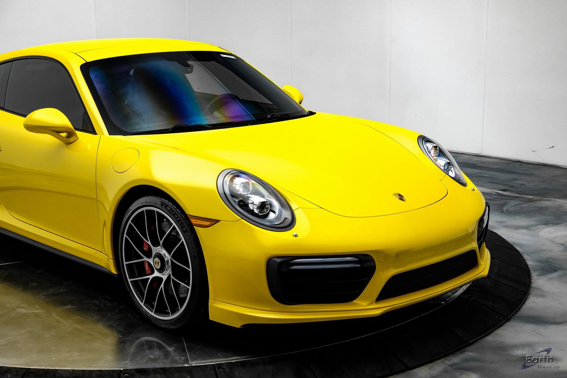 Used 2018 Porsche 911 Turbo S image 28