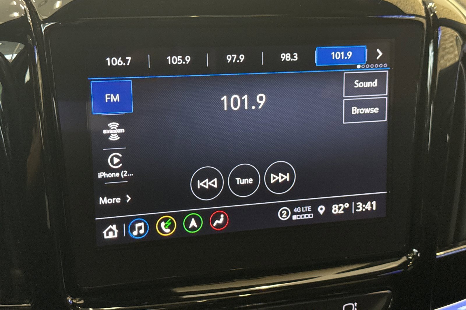 Used 2022 Chevrolet Traverse High Country image 18