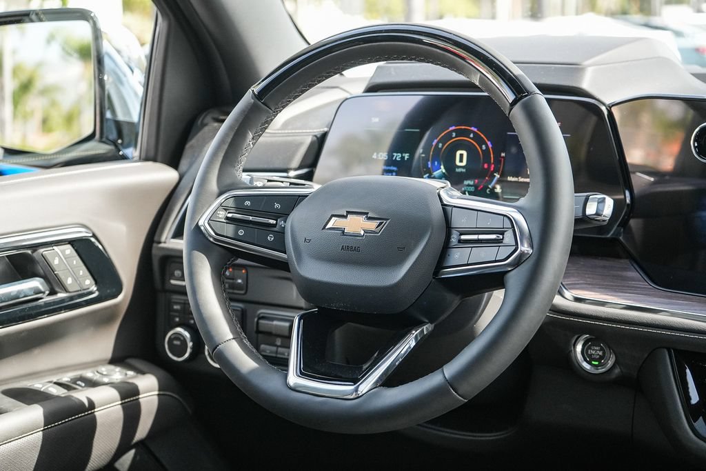New 2026 Chevrolet Suburban Premier AWD/4WD image 14