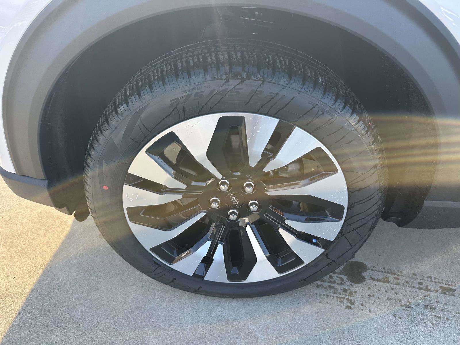 New 2026 Ford Explorer Platinum w/ LUX Leather Package image 6